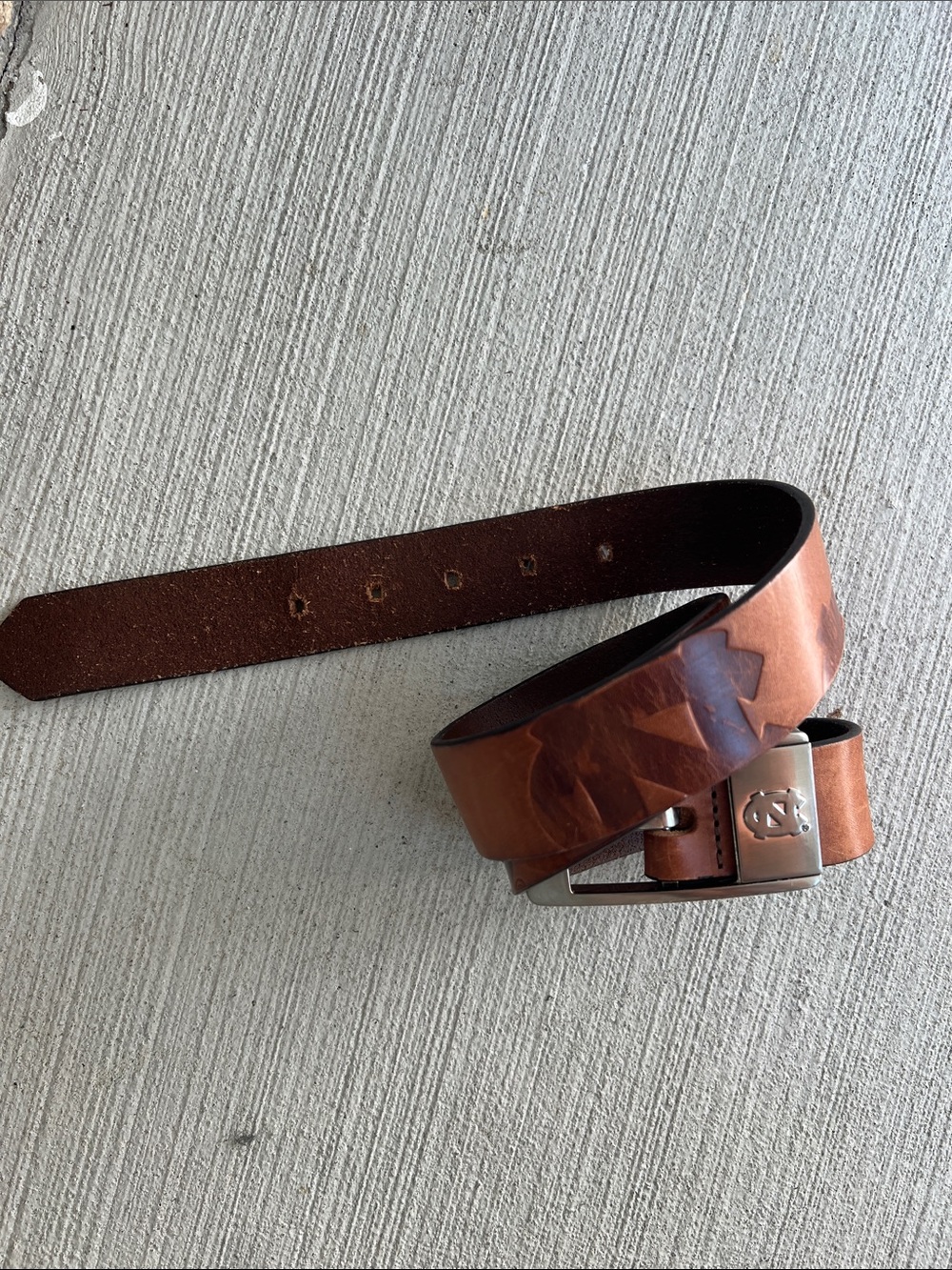 Men's Brown University Of North Carolina 
Brandish Leather Belt Eagles Wings 32